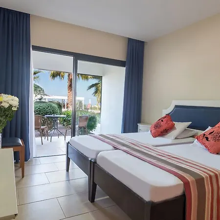 Royal Blue Hotel & Spa Geroskipou
