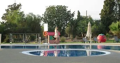 Royal Blue Hotel & Spa 4*