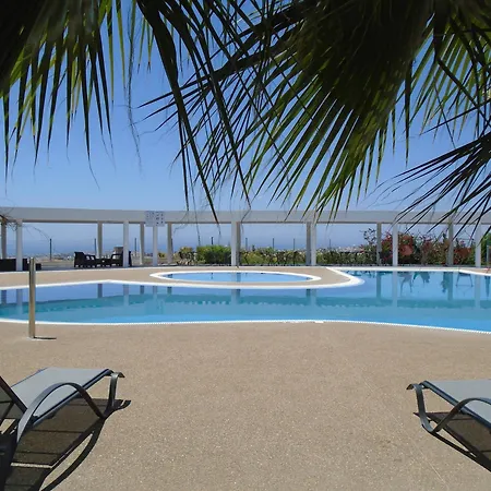 Royal Blue Hotel & Spa Hotel