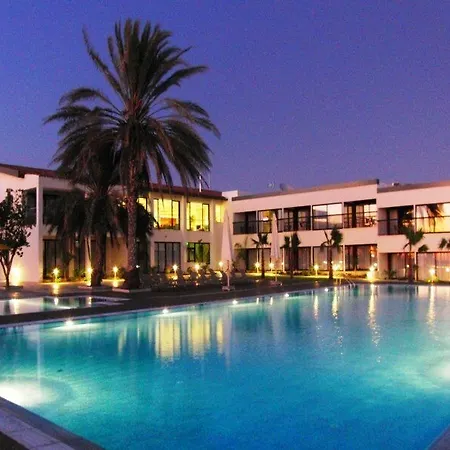 Royal Blue Hotel & Spa 4*